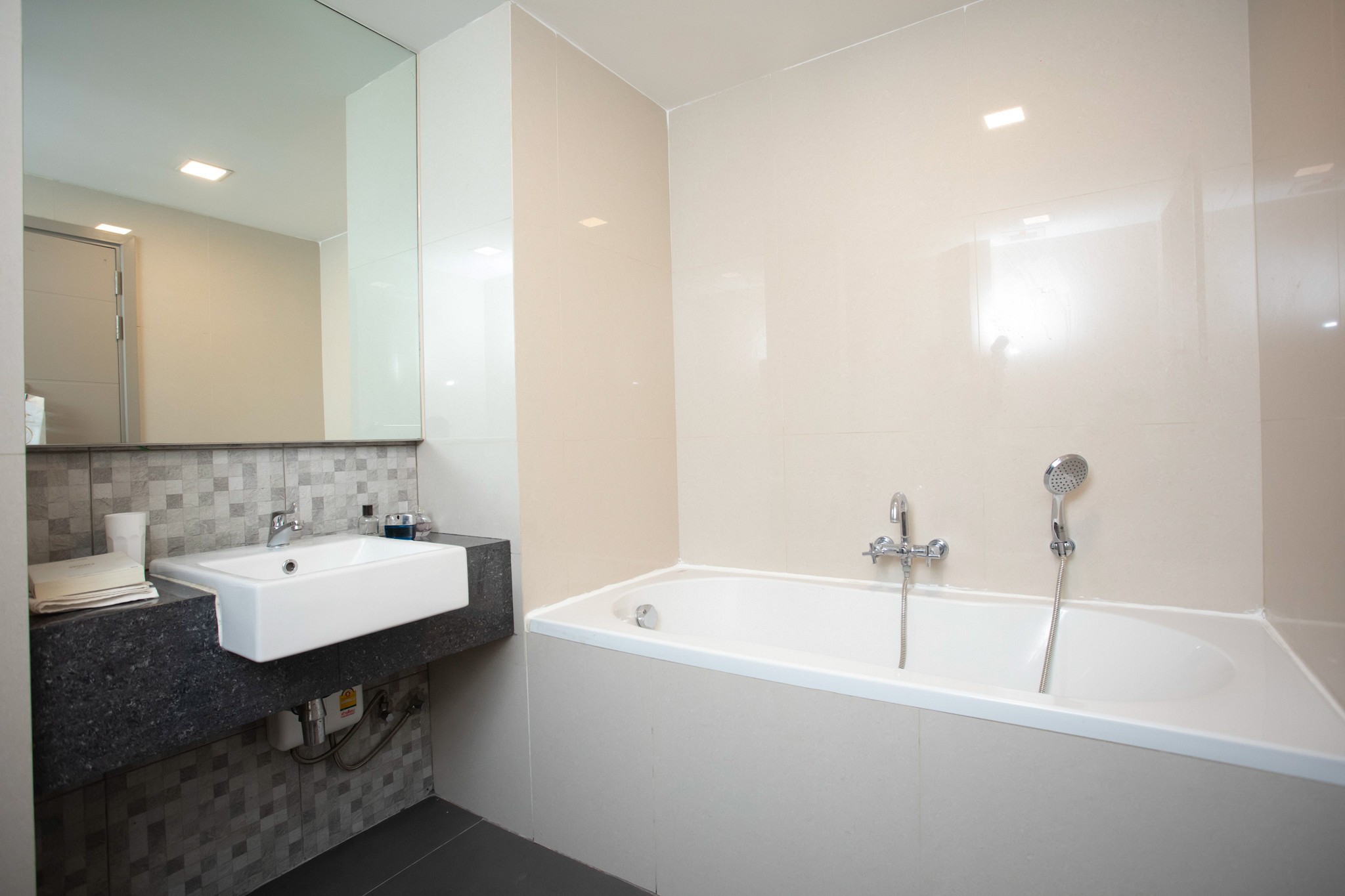 Superior with bathtub
