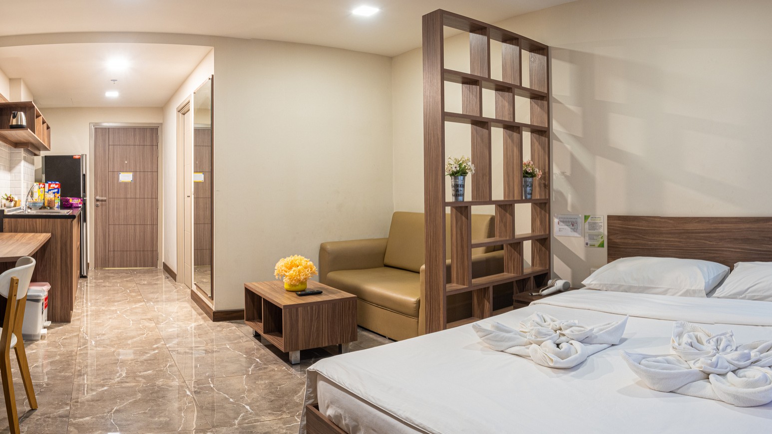 Studio with Bathtub (31 Sq.m)